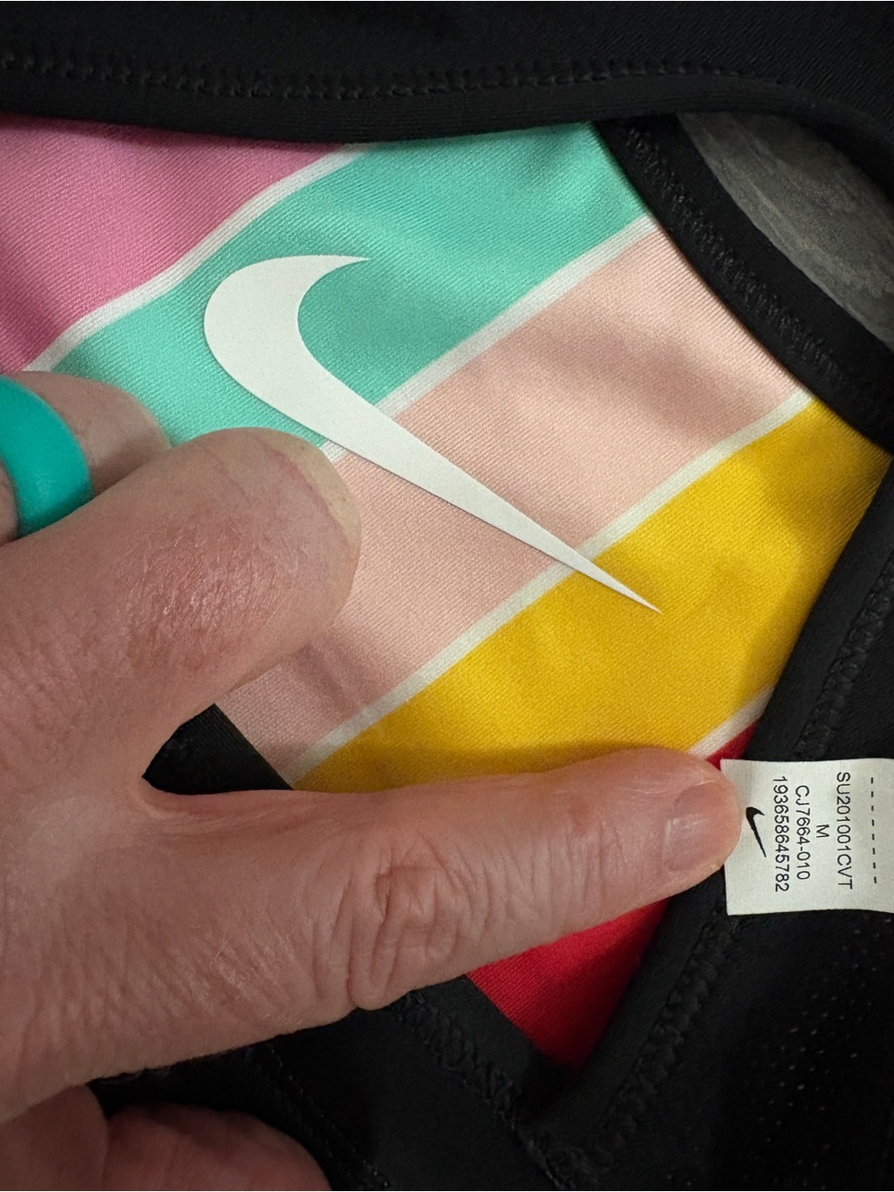 Nike Women's Reversible sports bra - Picture 4 of 4